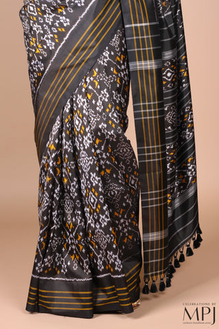 Black Handloom Silk Single Ikkat Pochampally Saree