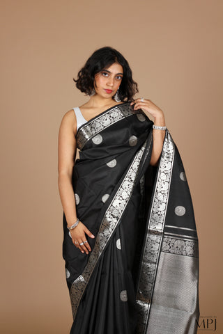 Black Silver Handloom Pure Silk Traditional Kanjivaram