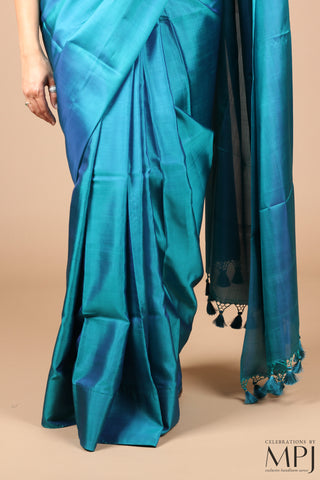 Peacock Blue Plain Handloom silk Kanjivaram Saree with Stitched blouse